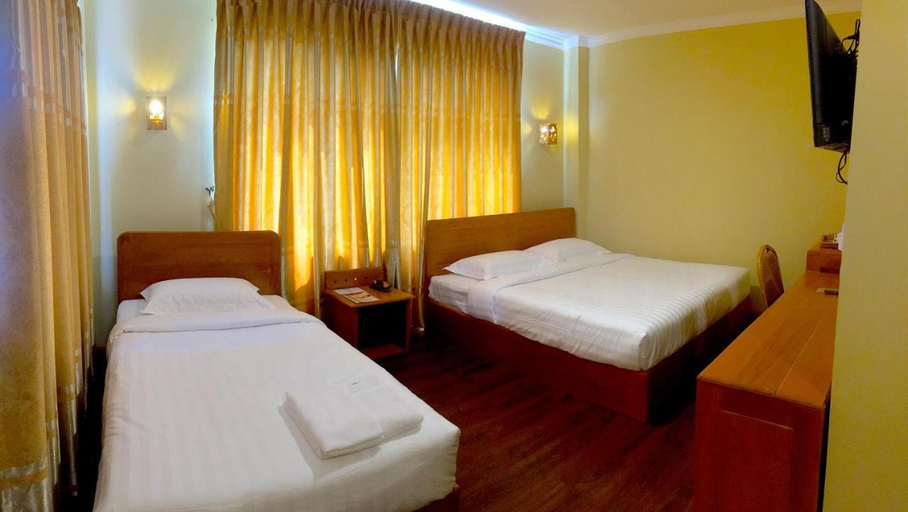 Inle Strand Hotel Ньоншуэ Экстерьер фото