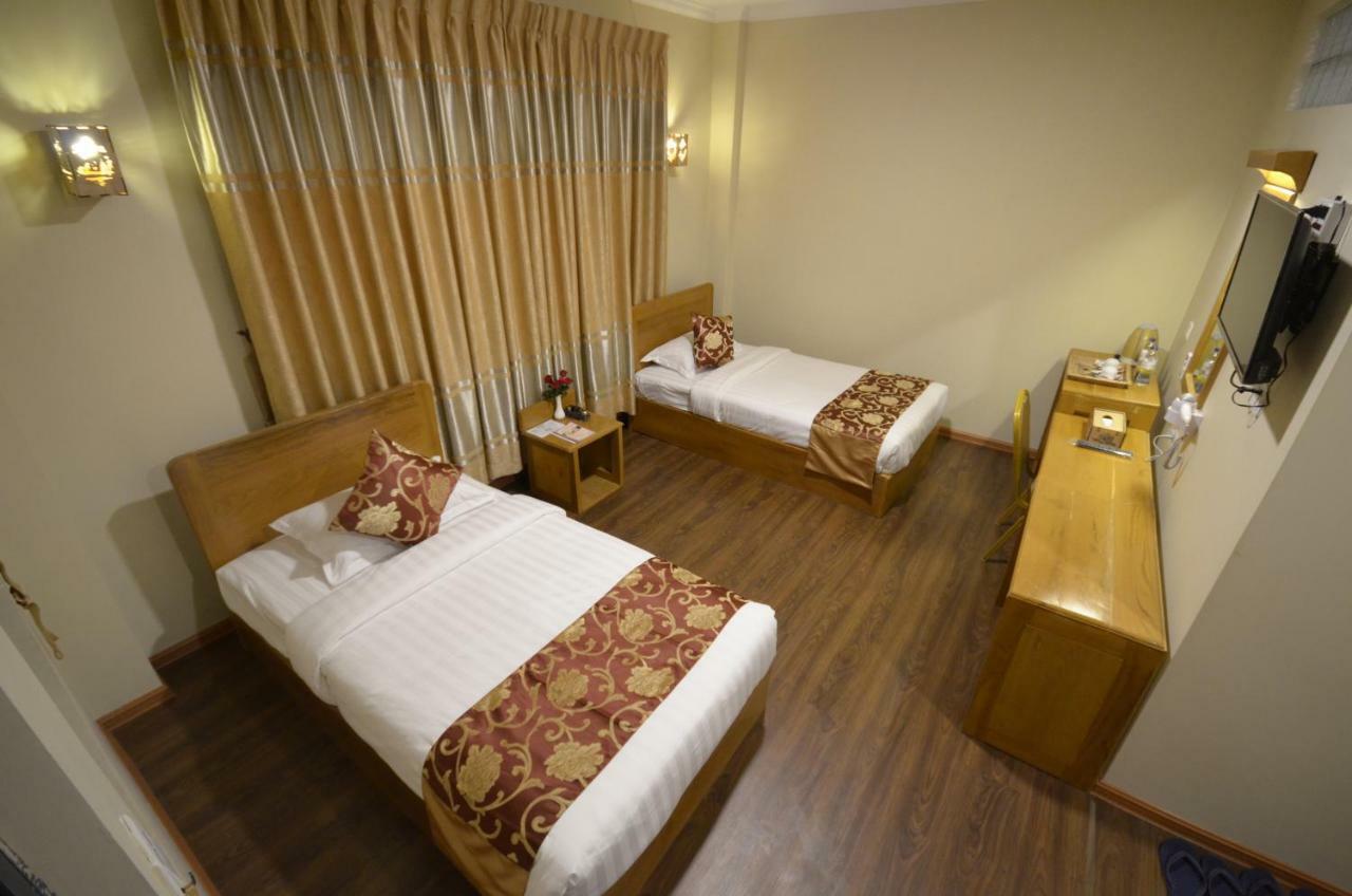 Inle Strand Hotel Ньоншуэ Экстерьер фото